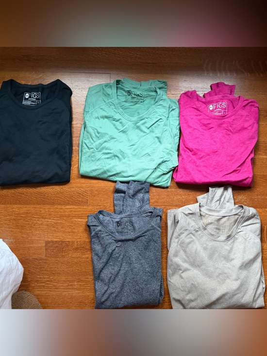 Figs Tops - Multiple Figs Salta Long Sleeves